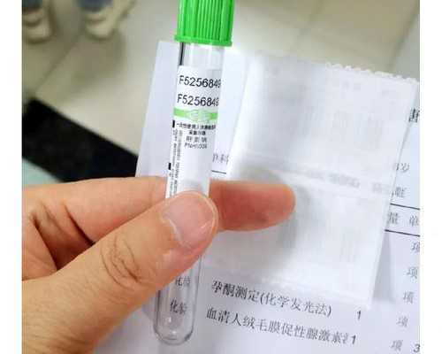 <b>那个辞职回家备孕的女孩，教会了我们什么？</b>